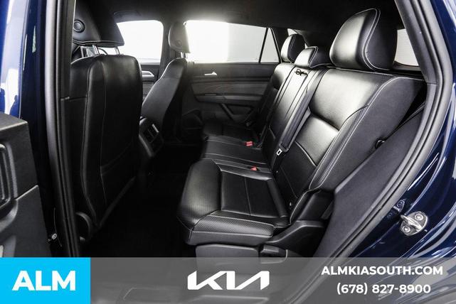 Photo of 2022 Tourmaline Blue Metallic Volkswagen Atlas Cross Sport