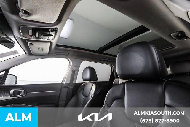 Photo of 2022 Sapphire Blue Kia Sorento