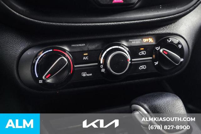 Photo of 2025 Mars Orange Kia Soul