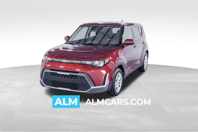 Photo of 2025 Mars Orange Kia Soul