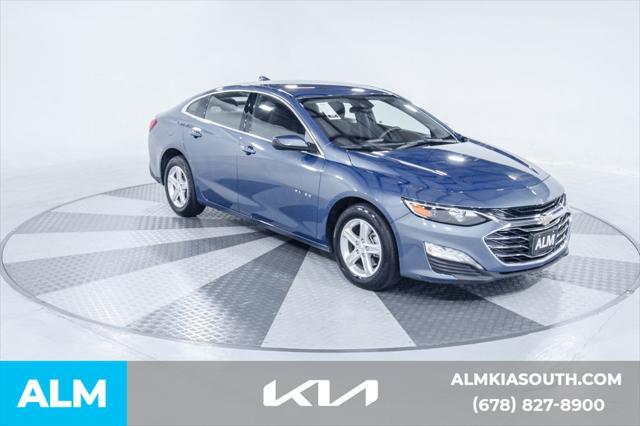 Photo of 2024 Lakeshore Blue Metallic Chevrolet Malibu
