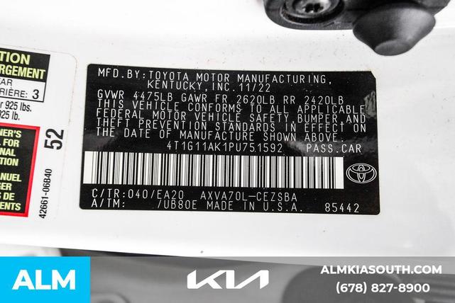 Photo of 2023 Ice Cap Toyota Camry