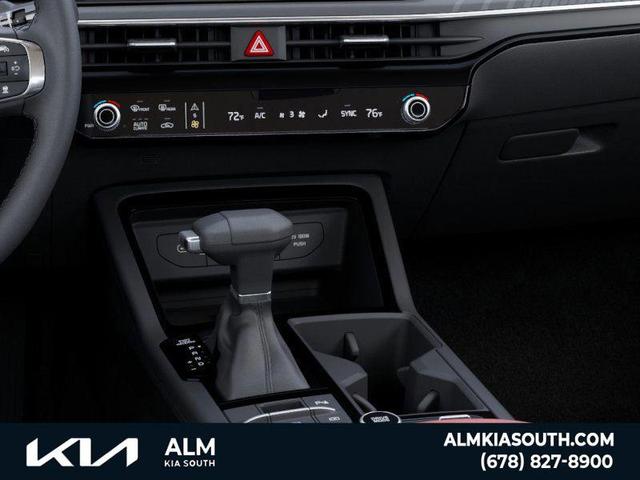Photo of 2025 Aurora Black Pearl Kia K5