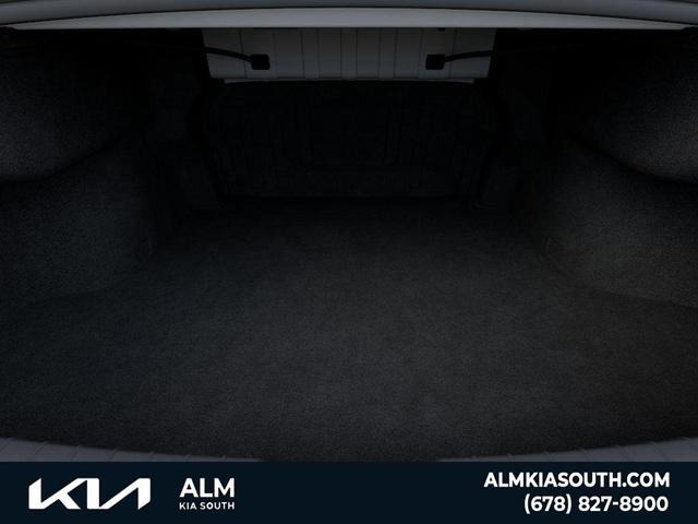 Photo of 2026 Aurora Black Pearl Kia K5