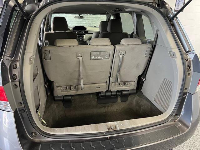 Photo of 2015 Silver Honda Odyssey