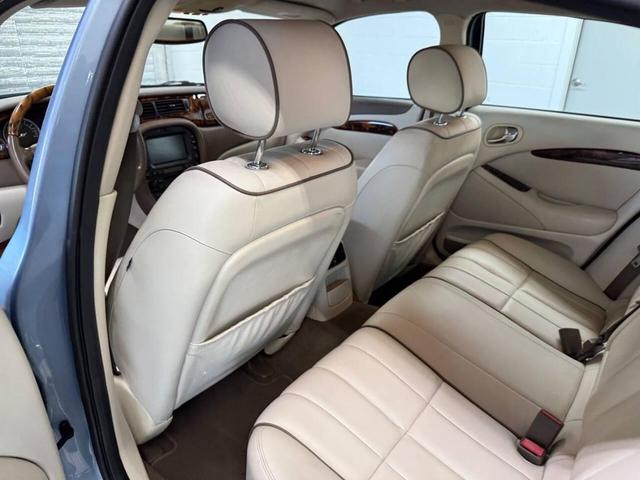 Photo of 2007 Blue Jaguar S-Type