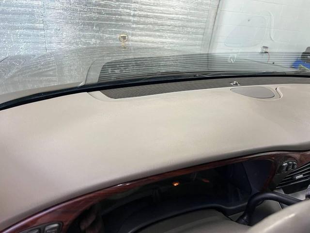 Photo of 2004 Blue Cadillac DeVille