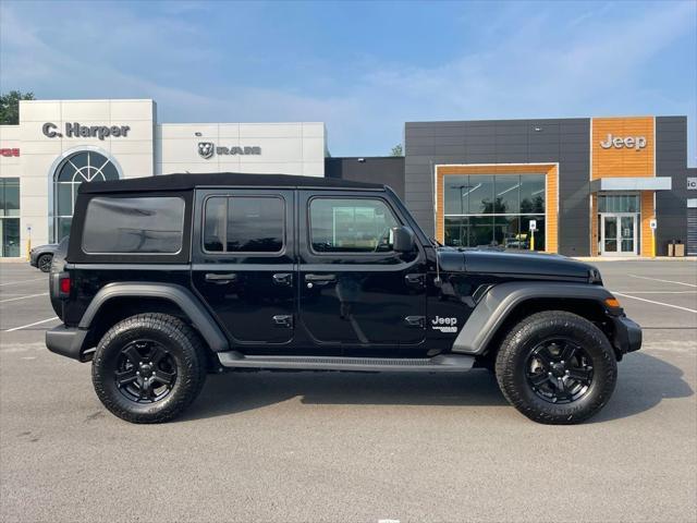 Photo of 2021 Black Clearcoat Jeep Wrangler Unlimited