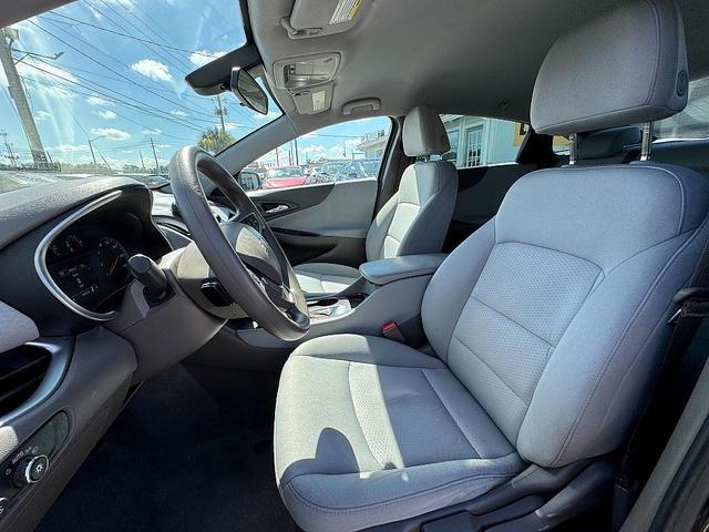 Photo of 2018 Mosaic Black Metallic Chevrolet Malibu