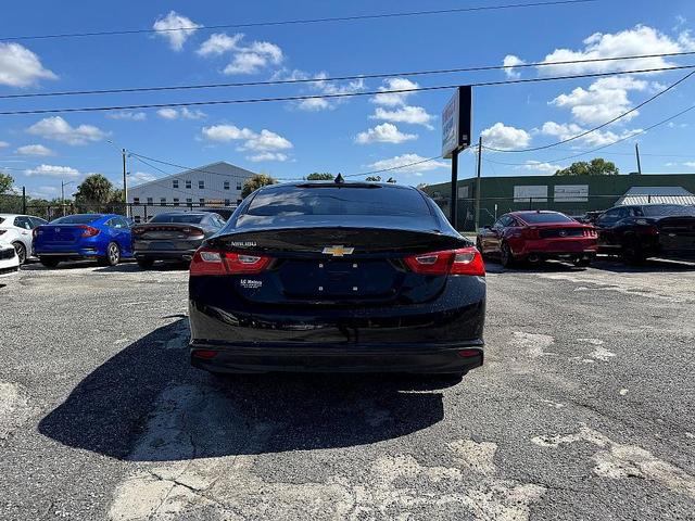 Photo of 2018 Mosaic Black Metallic Chevrolet Malibu