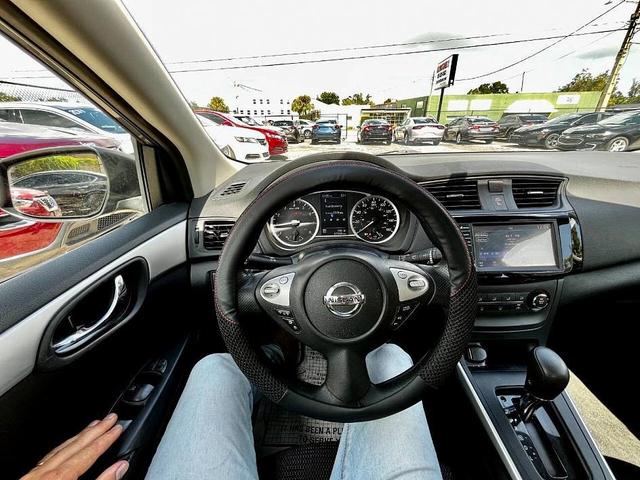 Photo of 2019 Gray Nissan Sentra