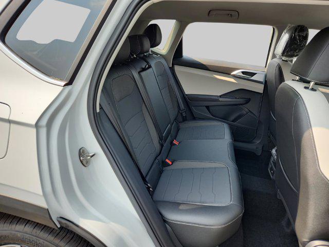 Photo of 2025 Pure White Volkswagen Taos