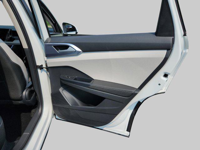 Photo of 2025 Pure White Volkswagen Taos