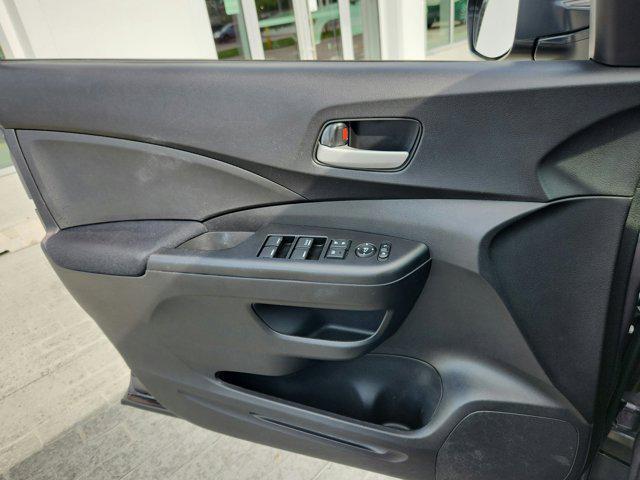 Photo of 2015 Urban Titanium Metallic Honda CR-V