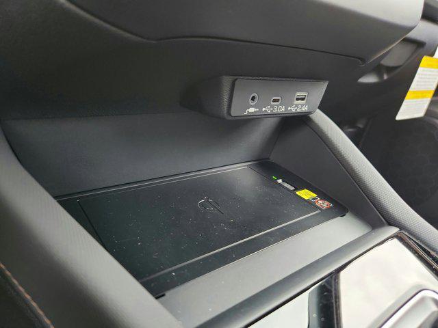 Photo of 2025 Crystal White Pearl Subaru Forester
