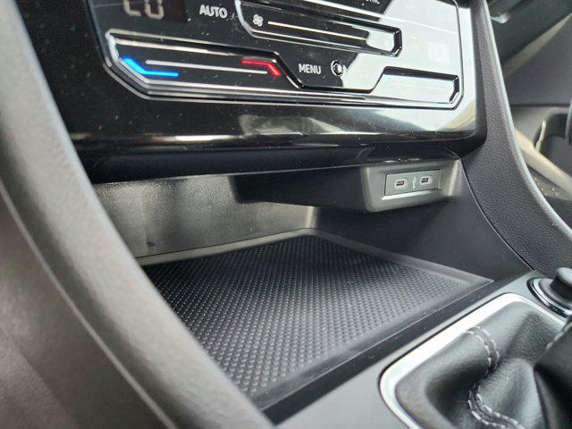 Photo of 2025 Deep Black Pearl Volkswagen Jetta