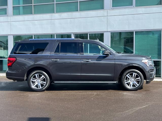 Photo of 2023 Dark Matter Metallic Ford Expedition