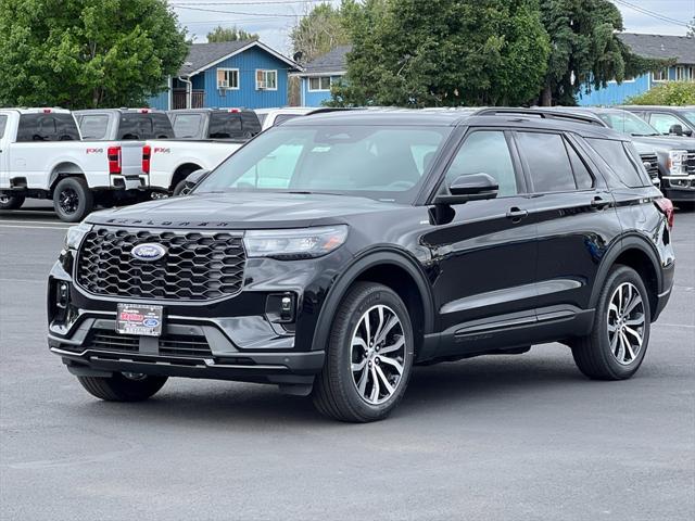 Photo of 2025 Agate Black Metallic Ford Explorer