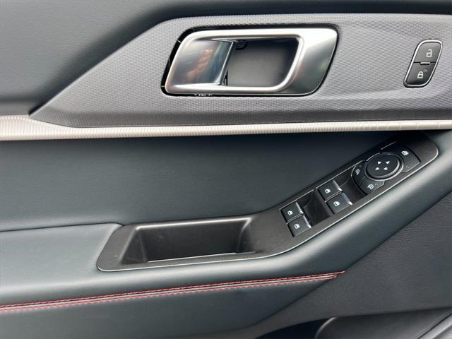 Photo of 2025 Agate Black Metallic Ford Explorer