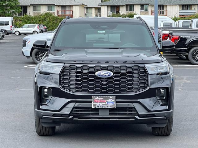 Photo of 2025 Agate Black Metallic Ford Explorer