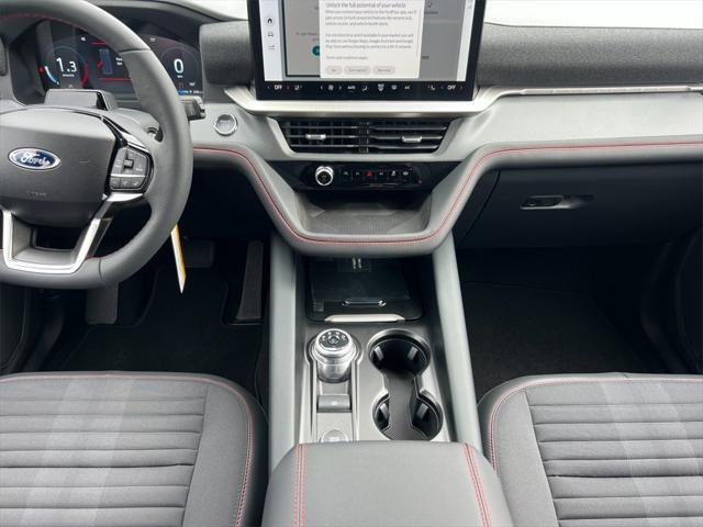 Photo of 2025 Agate Black Metallic Ford Explorer