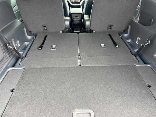 Photo of 2025 Agate Black Metallic Ford Explorer
