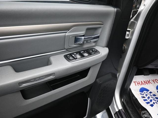 Photo of 2017 Bright Silver Clearcoat Metallic RAM 1500