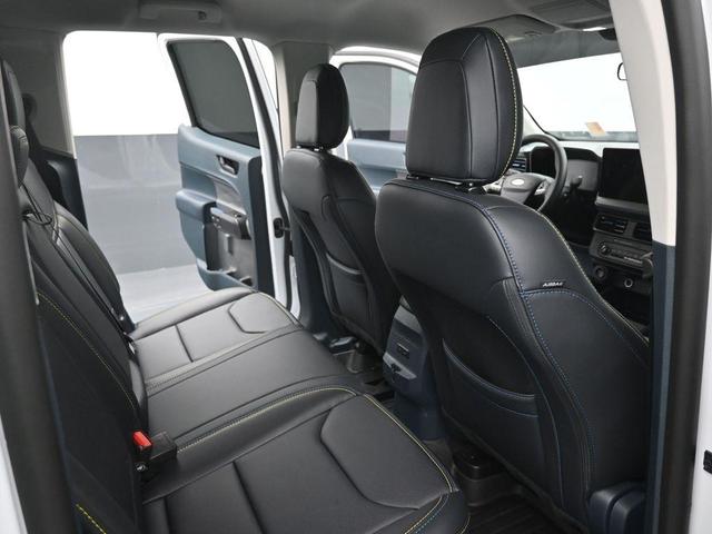 Photo of 2025 Oxford White Ford Maverick