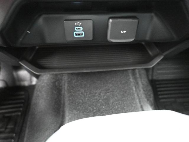 Photo of 2025 Oxford White Ford F-250