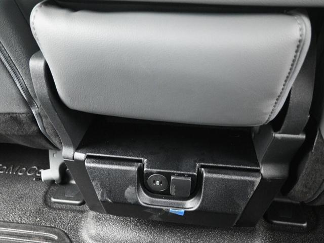 Photo of 2025 Oxford White Ford F-250