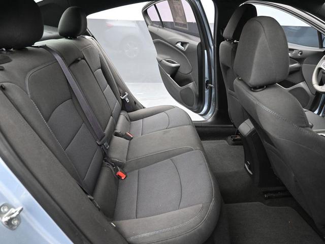 Photo of 2017 Arctic Blue Metallic Chevrolet Cruze
