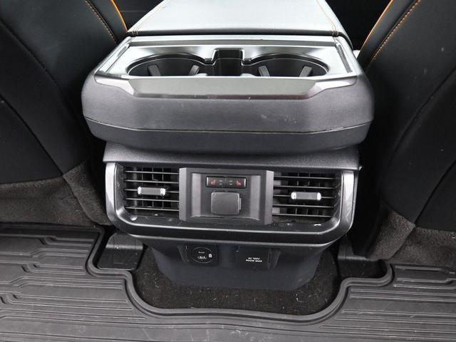 Photo of 2021 Oxford White Ford F-150