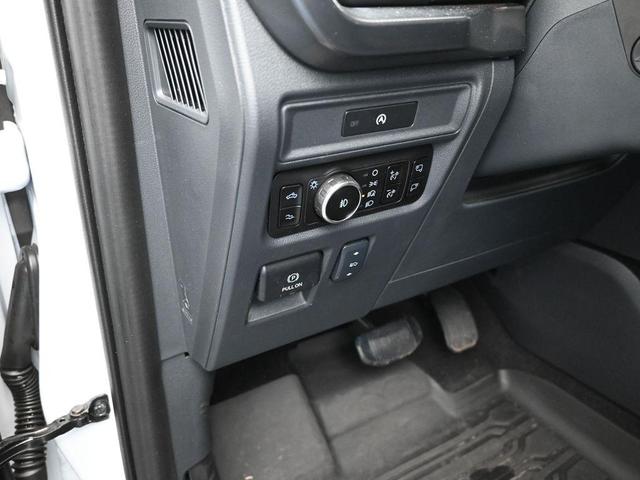 Photo of 2025 Oxford White Ford F-150