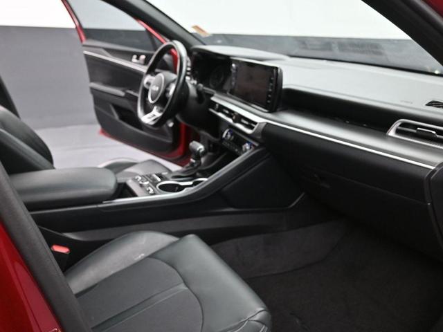 Photo of 2022 Red Metallic Kia K5