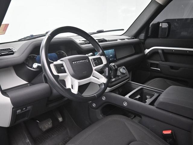 Photo of 2022 Fuji White Land Rover Defender