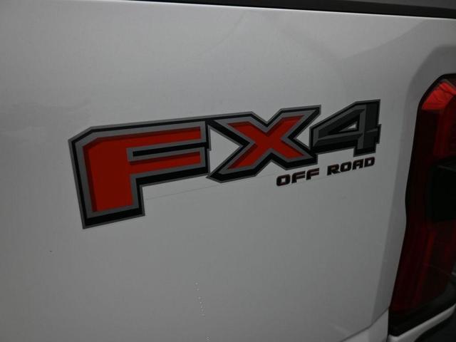 Photo of 2025 Oxford White Ford F-250