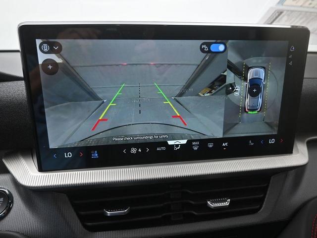 Photo of 2025 Carbonized Gray Metallic Ford Explorer