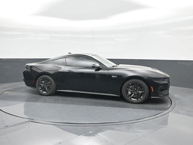 Photo of 2025 Shadow Black Ford Mustang
