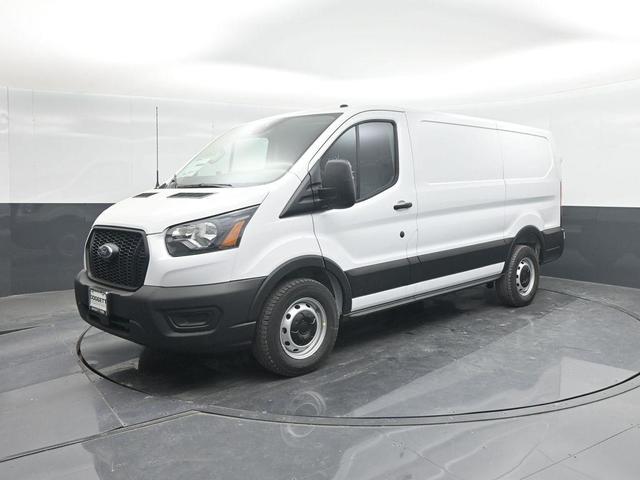 Photo of 2025 Oxford White Ford Transit-150