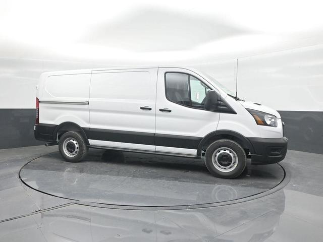 Photo of 2025 Oxford White Ford Transit-150
