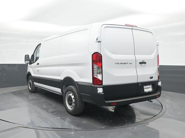 Photo of 2025 Oxford White Ford Transit-150