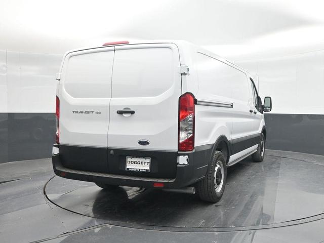 Photo of 2025 Oxford White Ford Transit-150