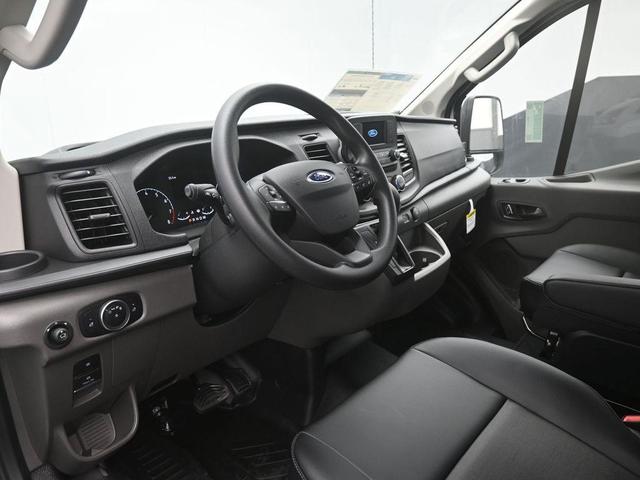 Photo of 2025 Oxford White Ford Transit-150