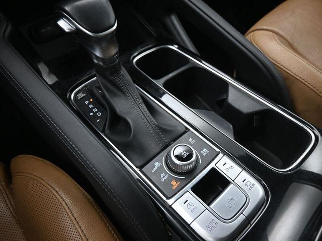 Photo of 2021 Ebony Black Kia Telluride