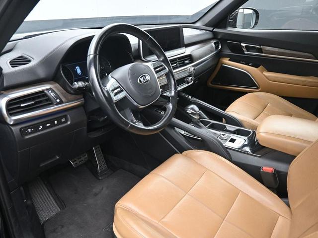 Photo of 2021 Ebony Black Kia Telluride