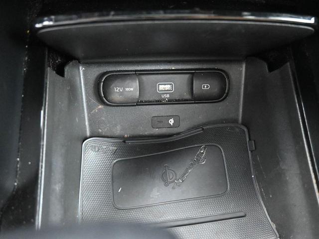 Photo of 2021 Ebony Black Kia Telluride