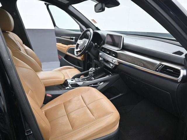 Photo of 2021 Ebony Black Kia Telluride
