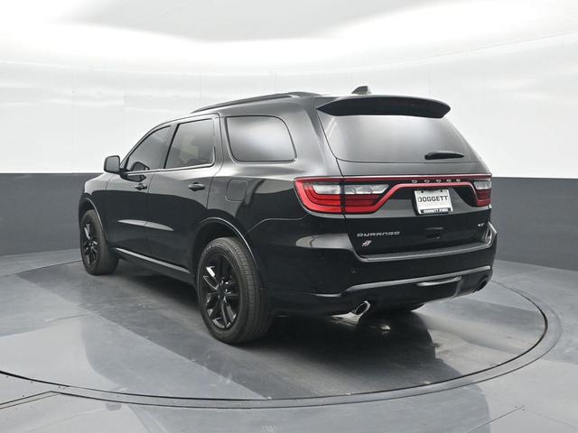 Photo of 2023 DB Black Crystal Clearcoat Dodge Durango