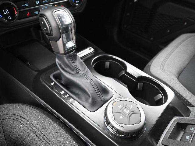 Photo of 2025 Oxford White Ford Bronco