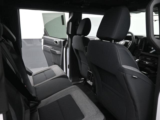 Photo of 2025 Oxford White Ford Bronco